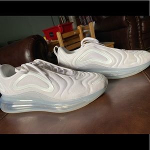 Nike Air Max 720 Size 10